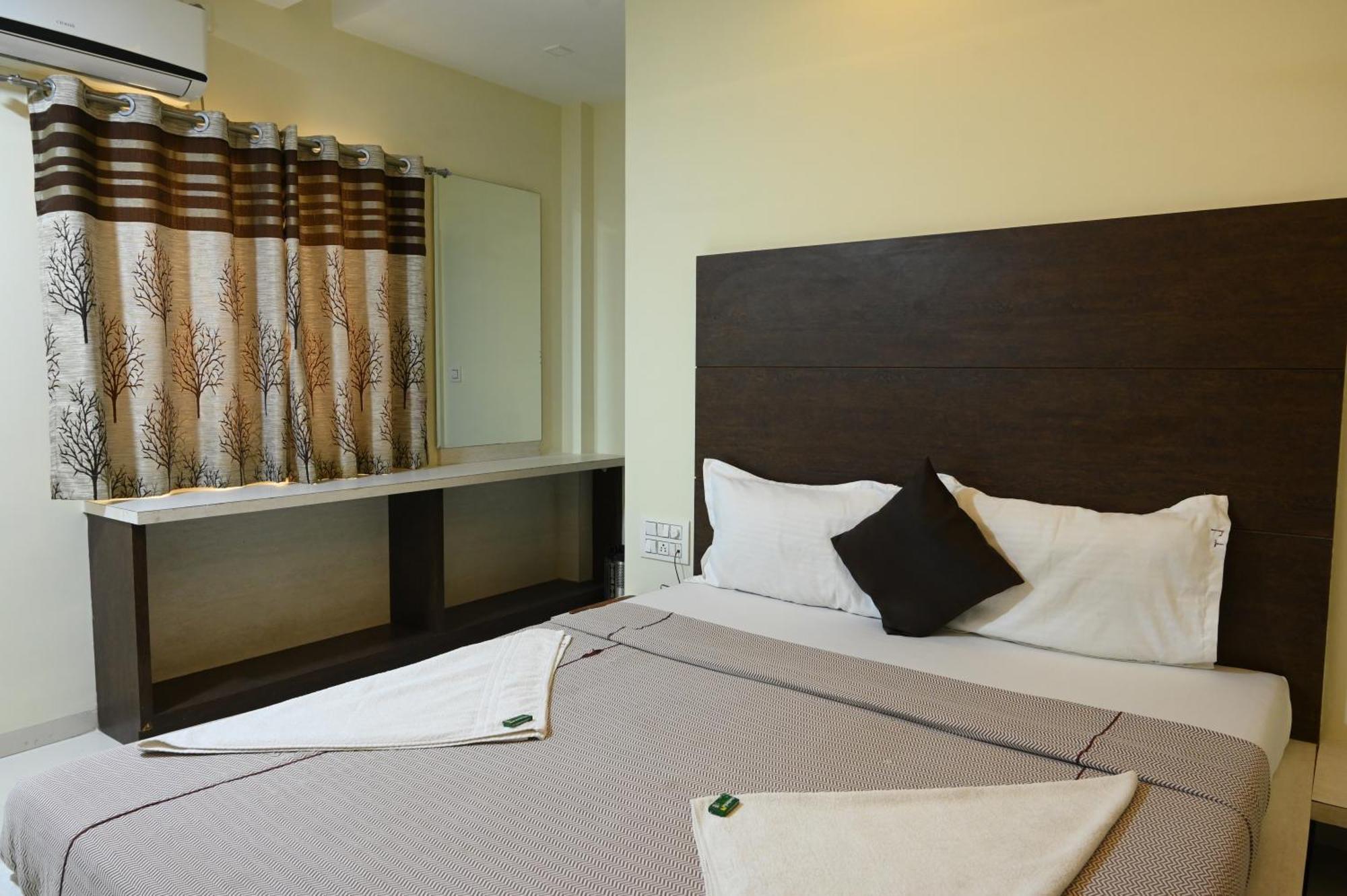 Hotel Ramkrishna Inn Kolhapur Dış mekan fotoğraf