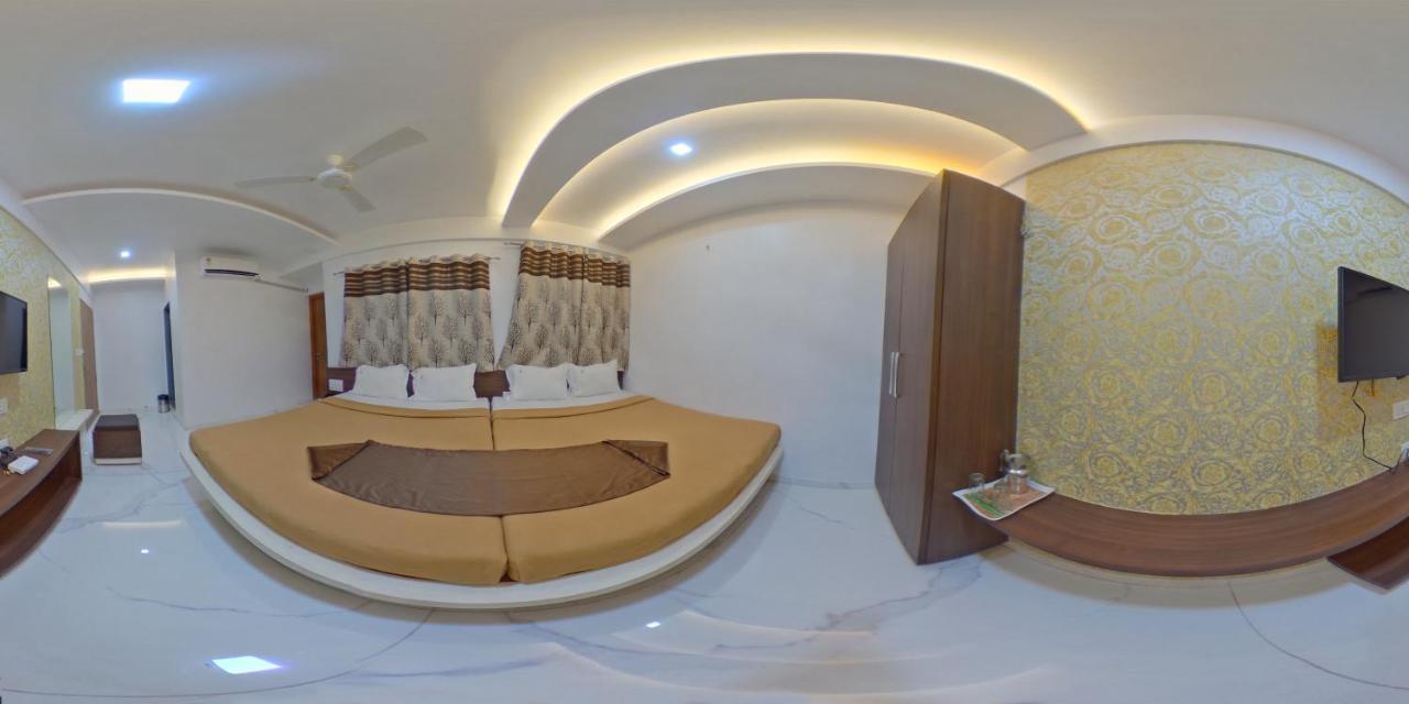 Hotel Ramkrishna Inn Kolhapur Dış mekan fotoğraf